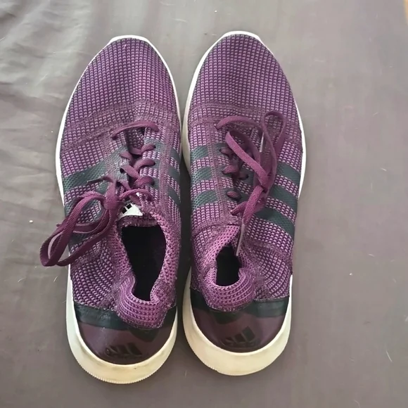 Adidas - Picture 1 of 3